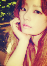 �������µ�Ů��